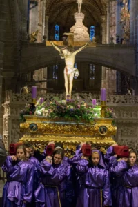 Procesión de los estudianates